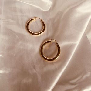 Lightweight real gold earrings